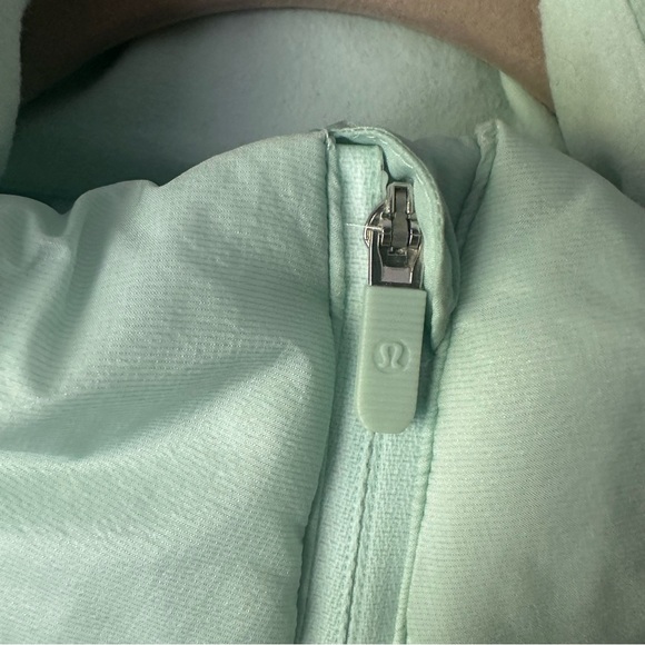 Lululemon “Down for it All” Delicate Mint Sea foam Green Goose Down Vest Size 8 - Picture 14 of 15